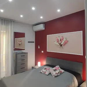 https://casa-orchidea-mazzeo.sicilyhotelsitaly.net