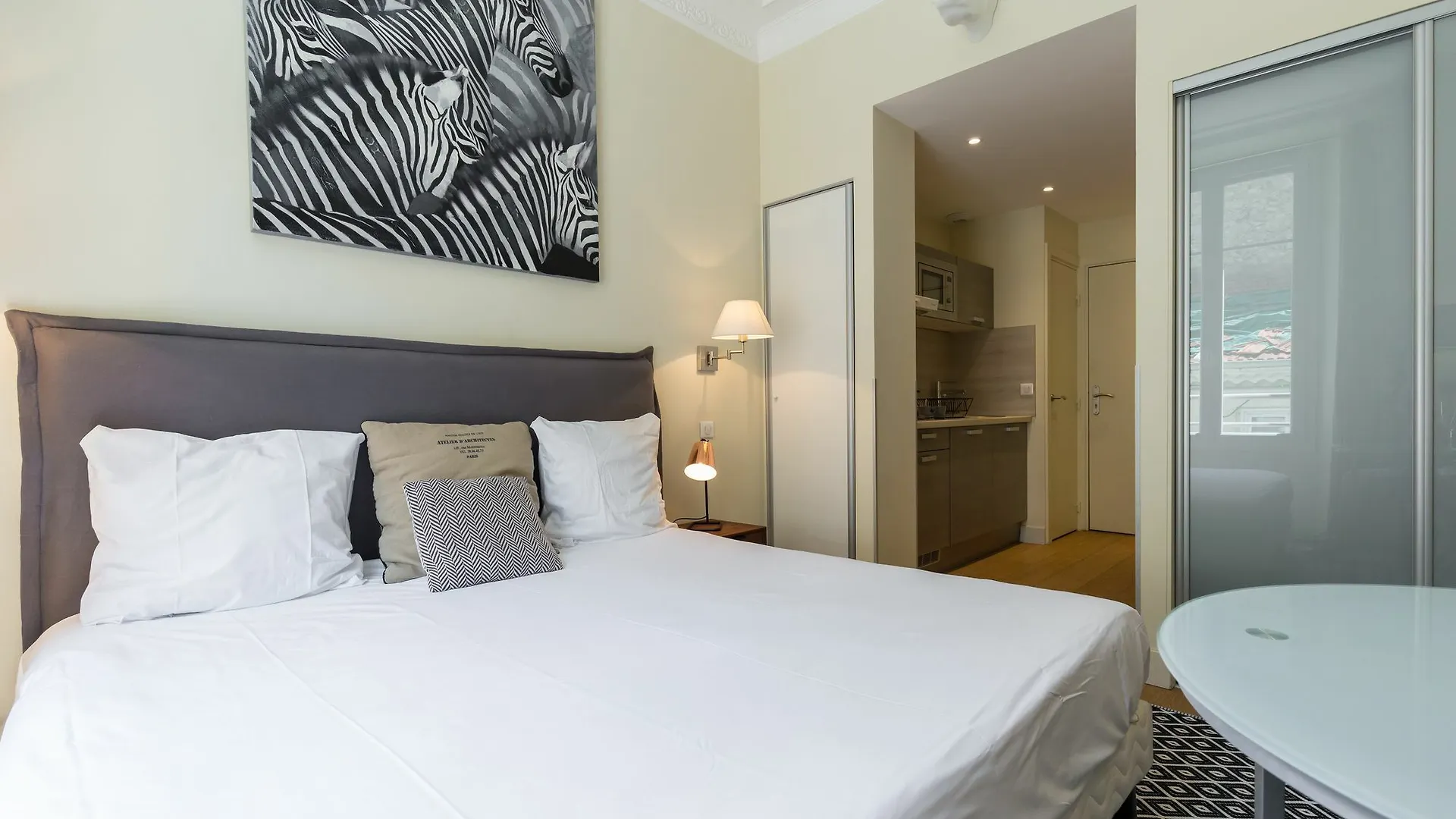 Florella Jean Jaures Apartment Cannes France